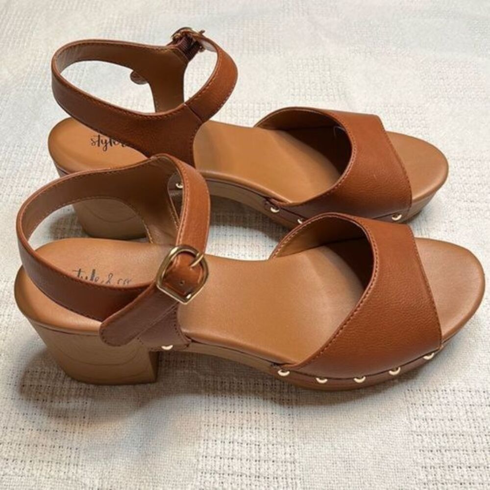 Style & Co. Brown Leather Platform Sandals